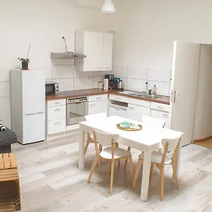 Big Near Trade Fair! Apartment Köln